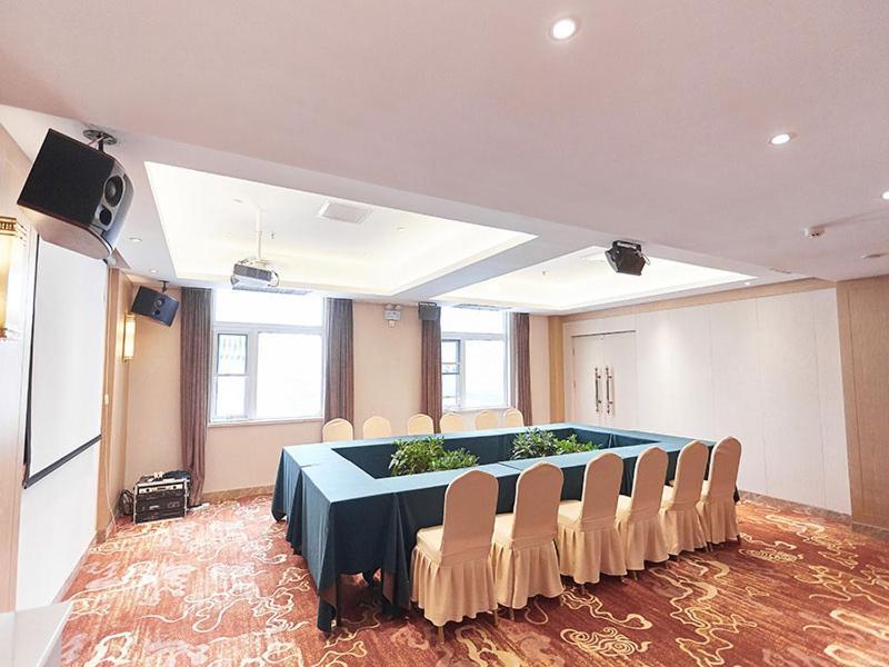 Vienna Hotel Nanyang People Road Eksteriør billede