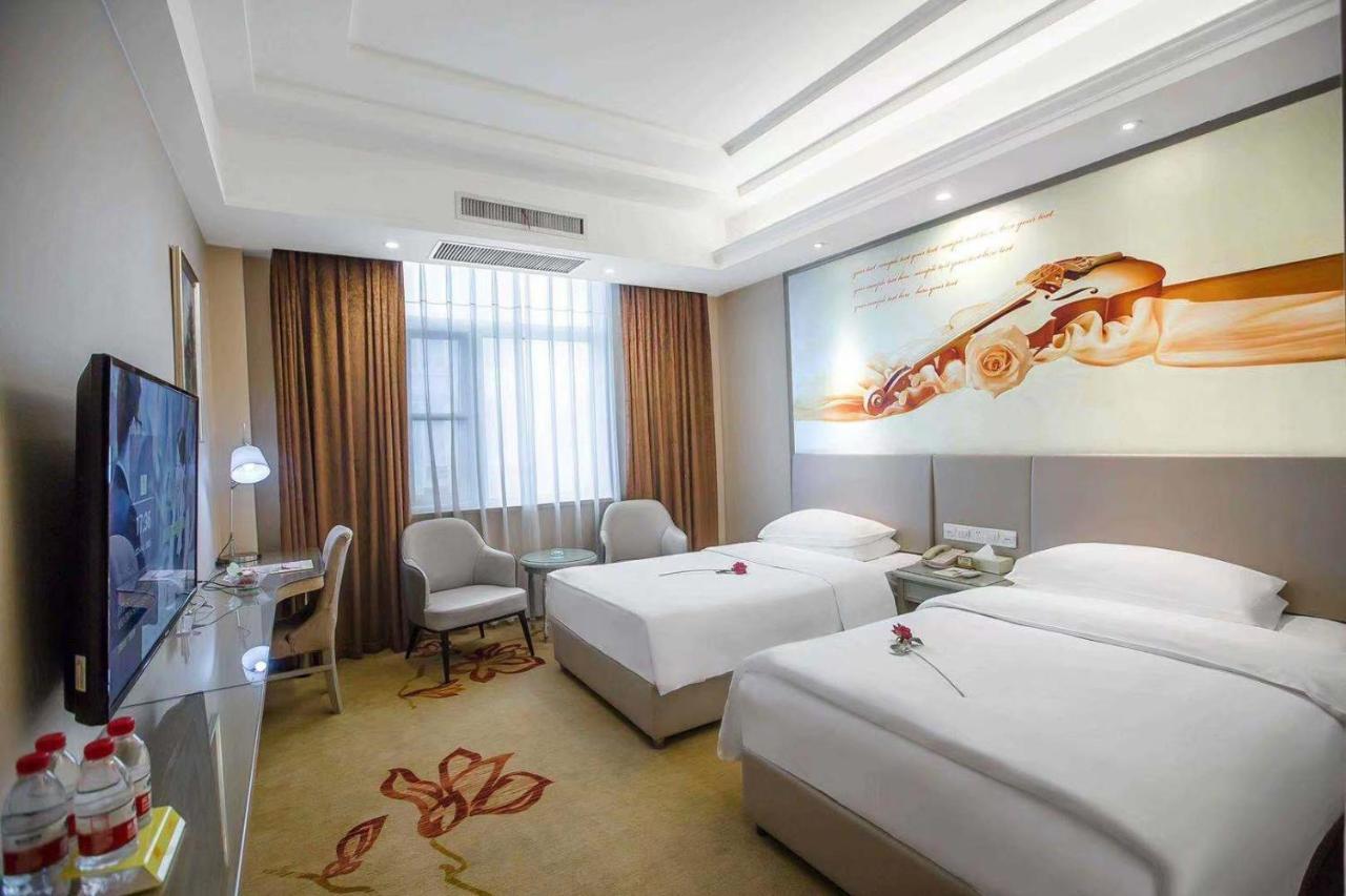 Vienna Hotel Nanyang People Road Eksteriør billede